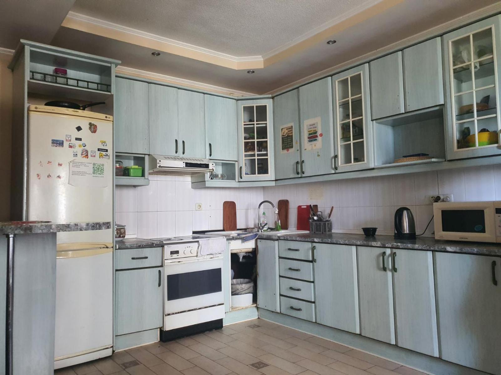 Хостел Оболонь Kiev Exterior foto